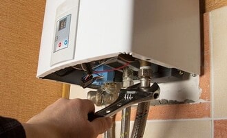 Lắp đặt bình nước nóng lạnh gas đơn giản