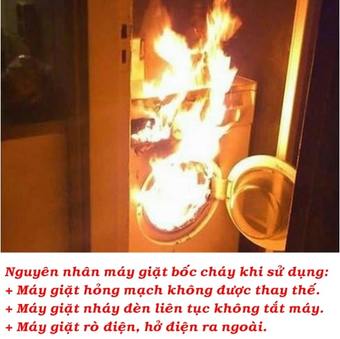 Máy giặt hỏng mạch, bốc khói gây ra chập cháy
