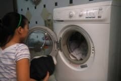 Sửa máy giặt giặt quá tải và rung lắc mạnh