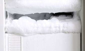 Tủ lạnh bám tuyết ảnh hưởng đến hiệu quả sử dụng