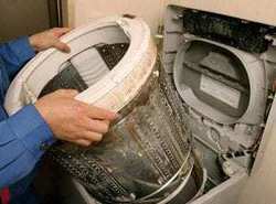 Máy giặt quá bẩn, giặt không sạch do không chịu vệ sinh máy định kỳ