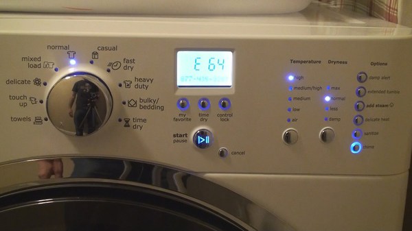 Máy giặt electrolux của bạn không giặt và báo lỗi trên máy