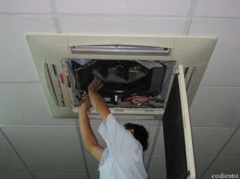 Chuyên vệ sinh bảo trì máy điều hòa tại chung cư quán thánh