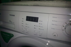 Máy giặt mất nguồn bật không lên, không vào điện